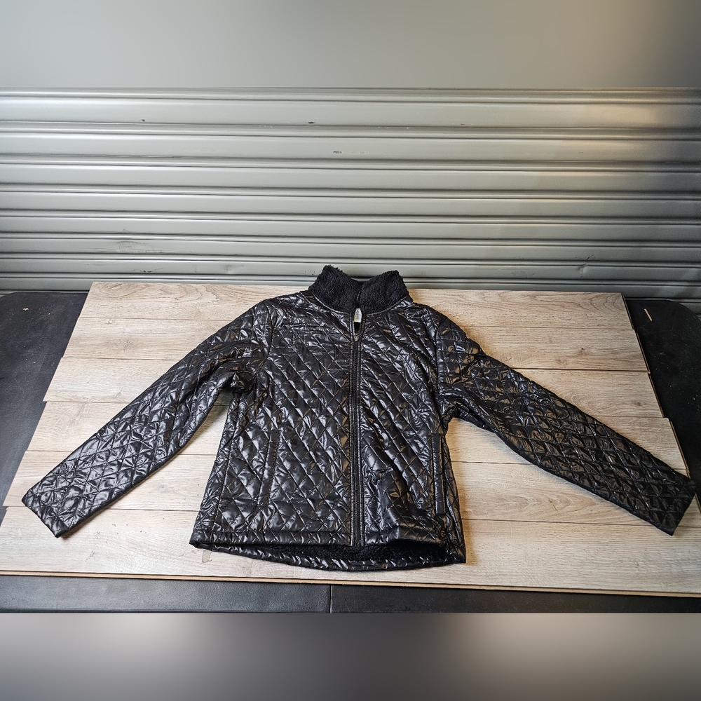 Elegant Black Quilted Women's Puffer Jacket